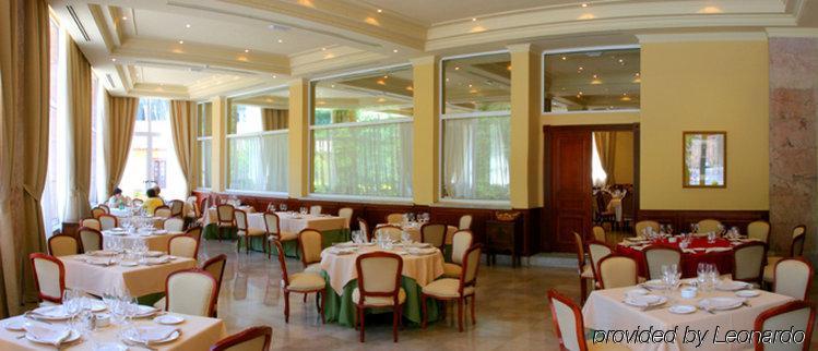 Arcea Gran Hotel Pelayo Covadonga Restoran foto