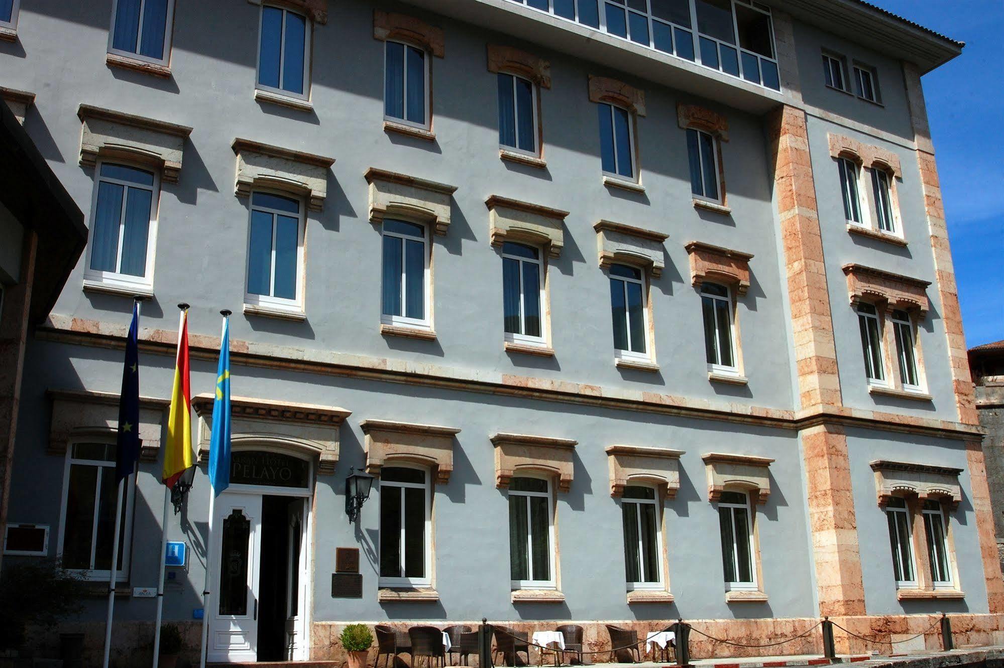 Arcea Gran Hotel Pelayo Covadonga Bagian luar foto